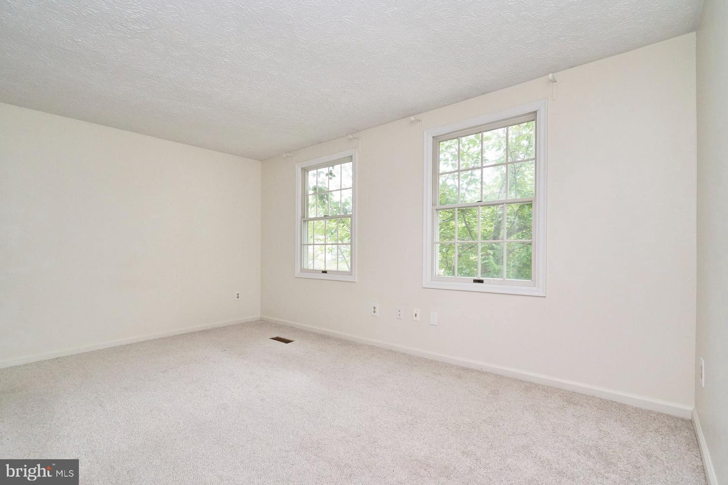 8483 Aurora COURT