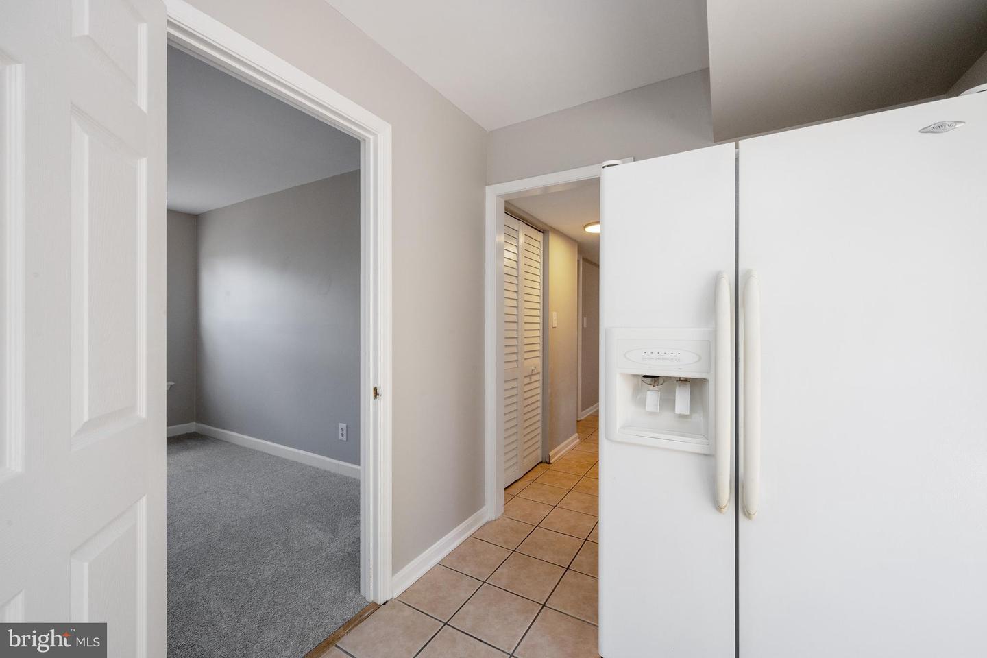 7206 Beverly Park DRIVE