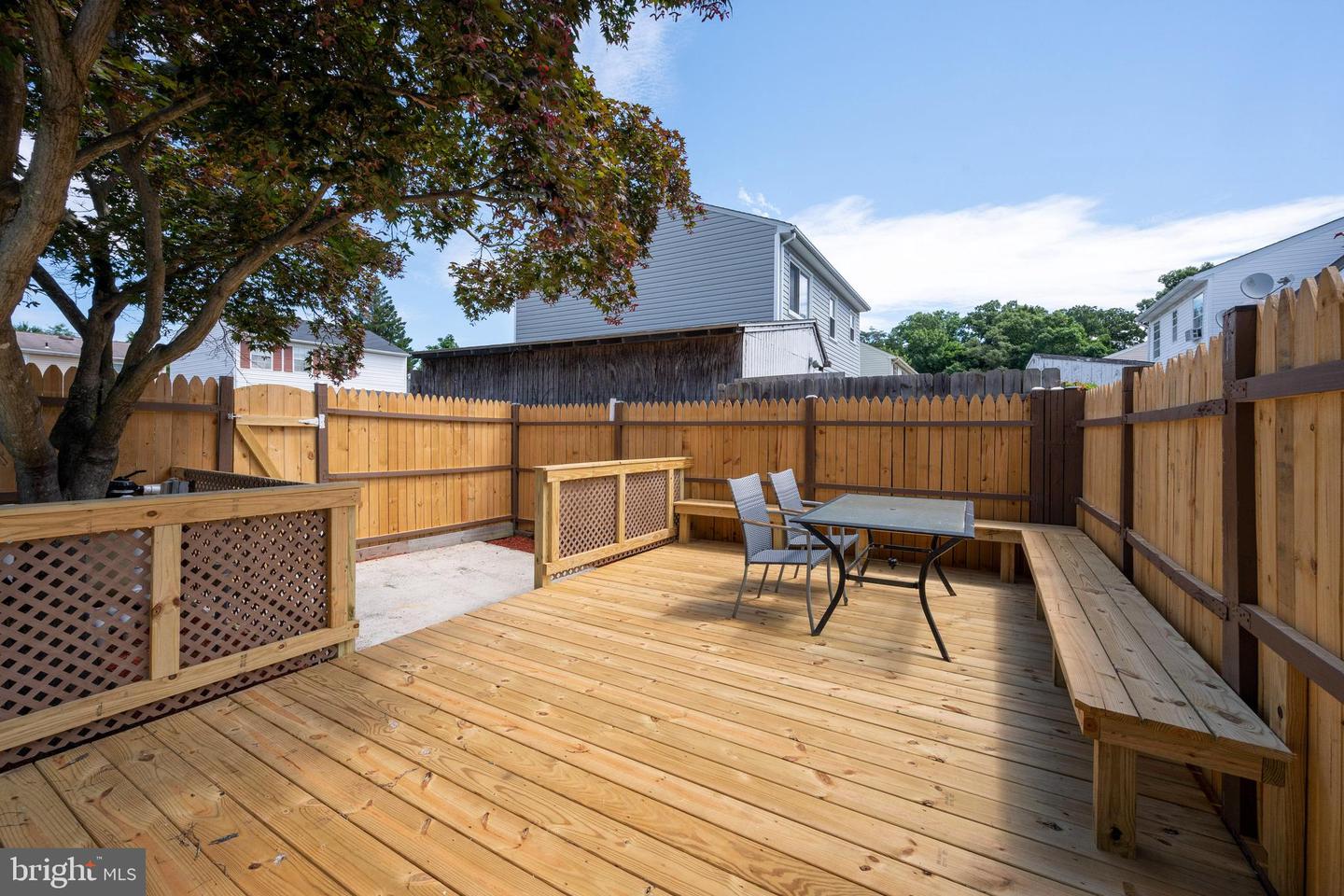 7206 Beverly Park DRIVE