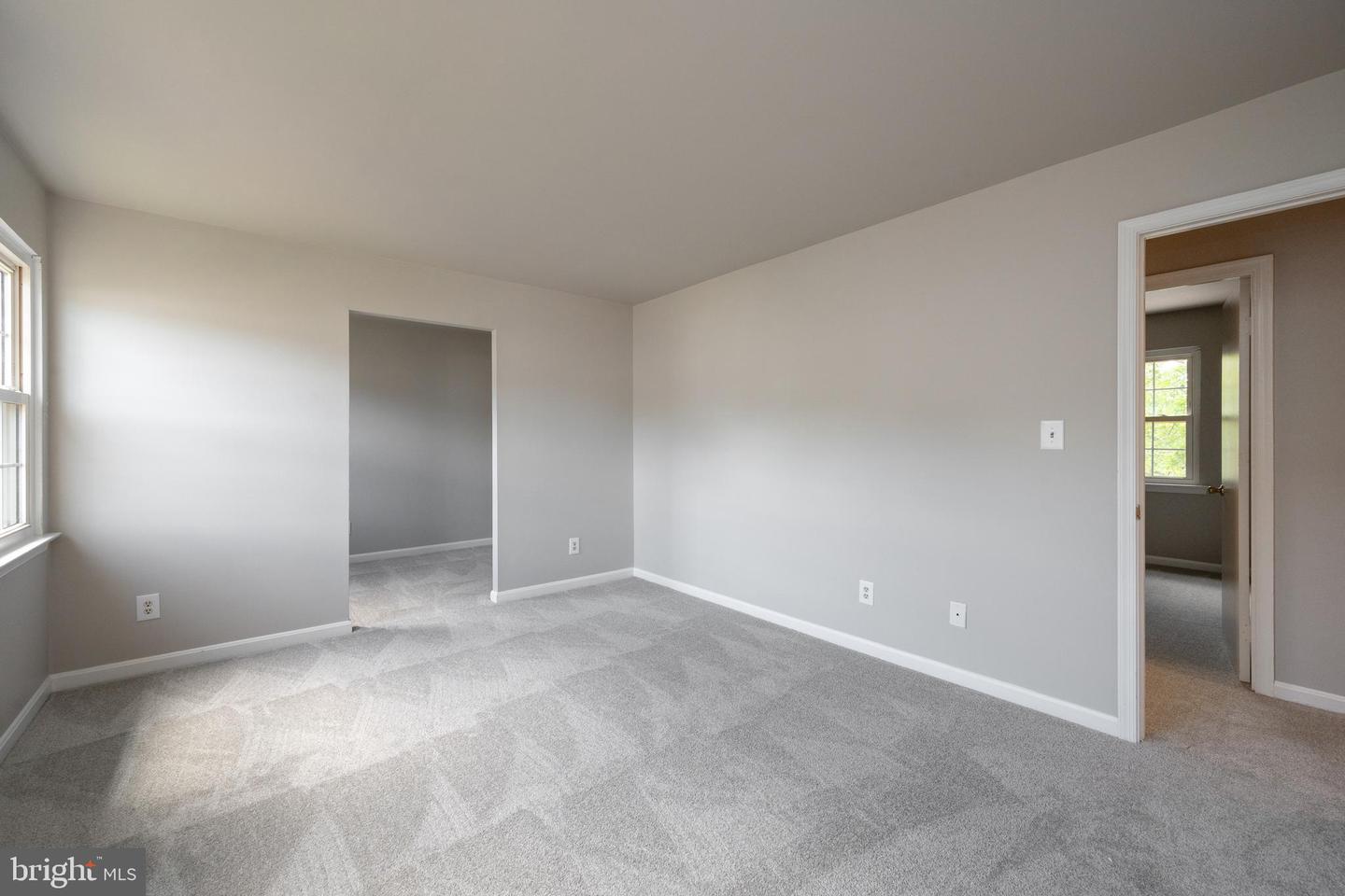 7206 Beverly Park DRIVE