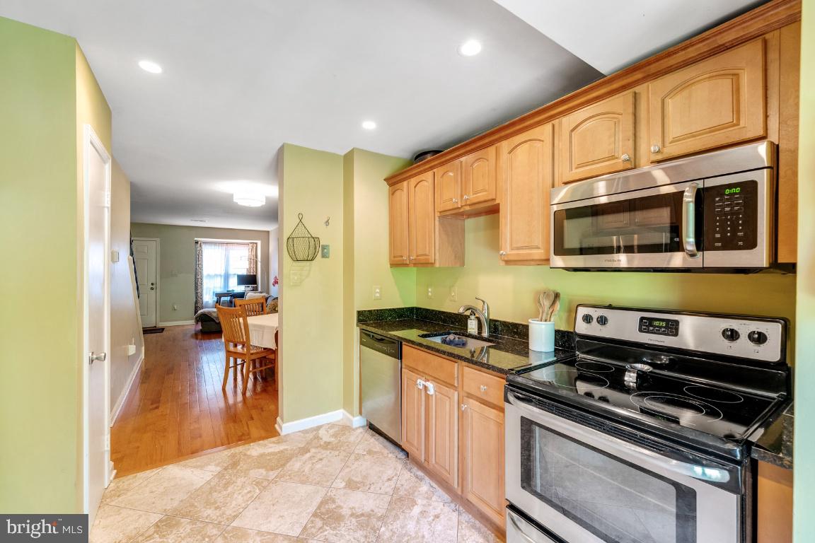 4243 Moselle DRIVE