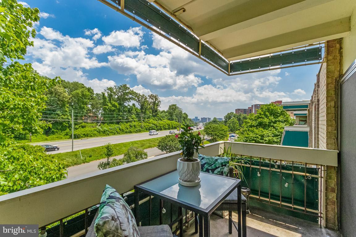 6137 Leesburg PIKE Unit: 604