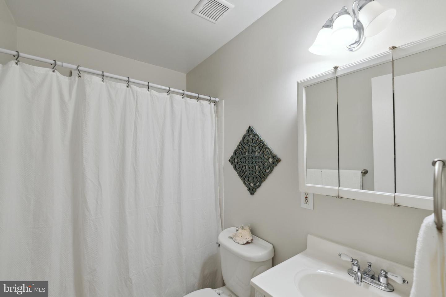 9895 Becket COURT