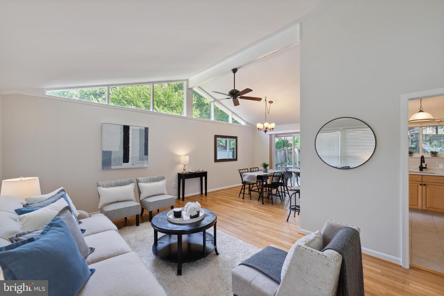 9895 Becket COURT