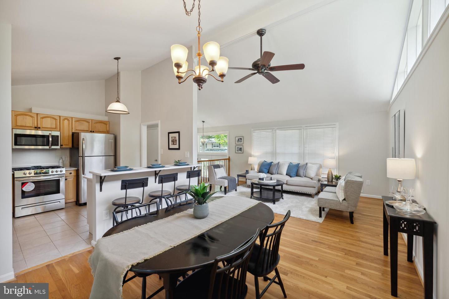 9895 Becket COURT