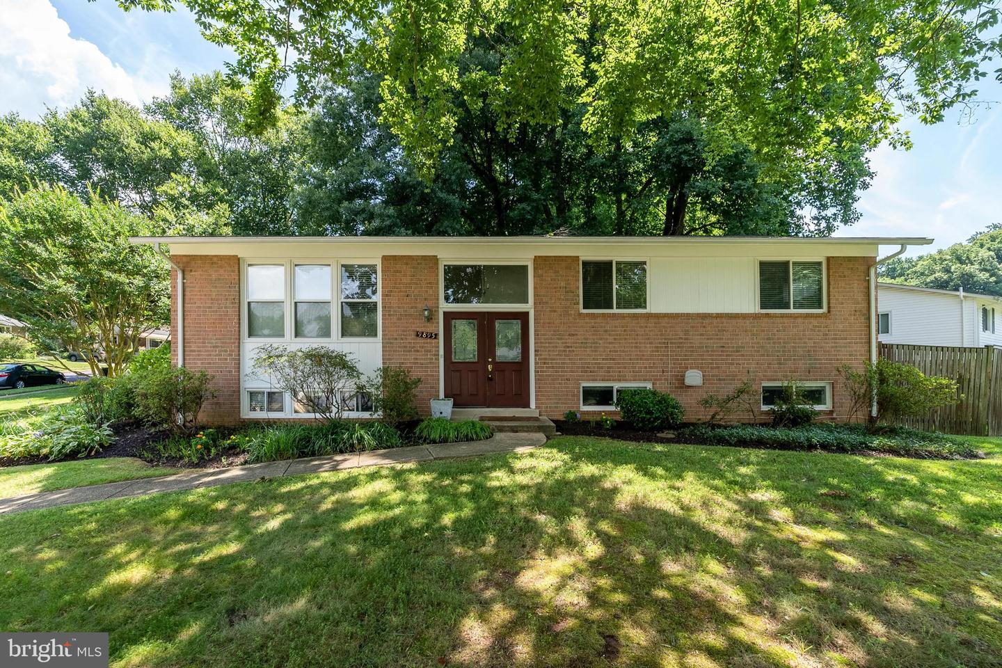 9895 Becket COURT