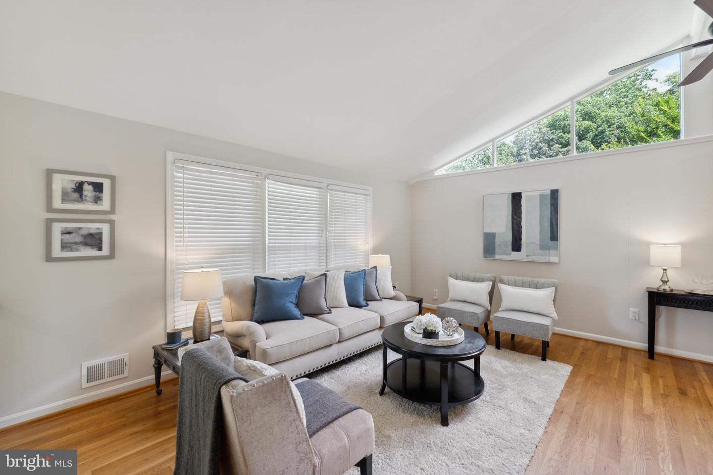 9895 Becket COURT