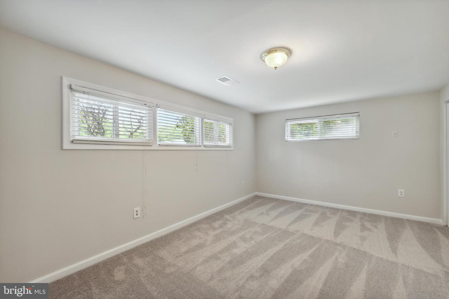9895 Becket COURT
