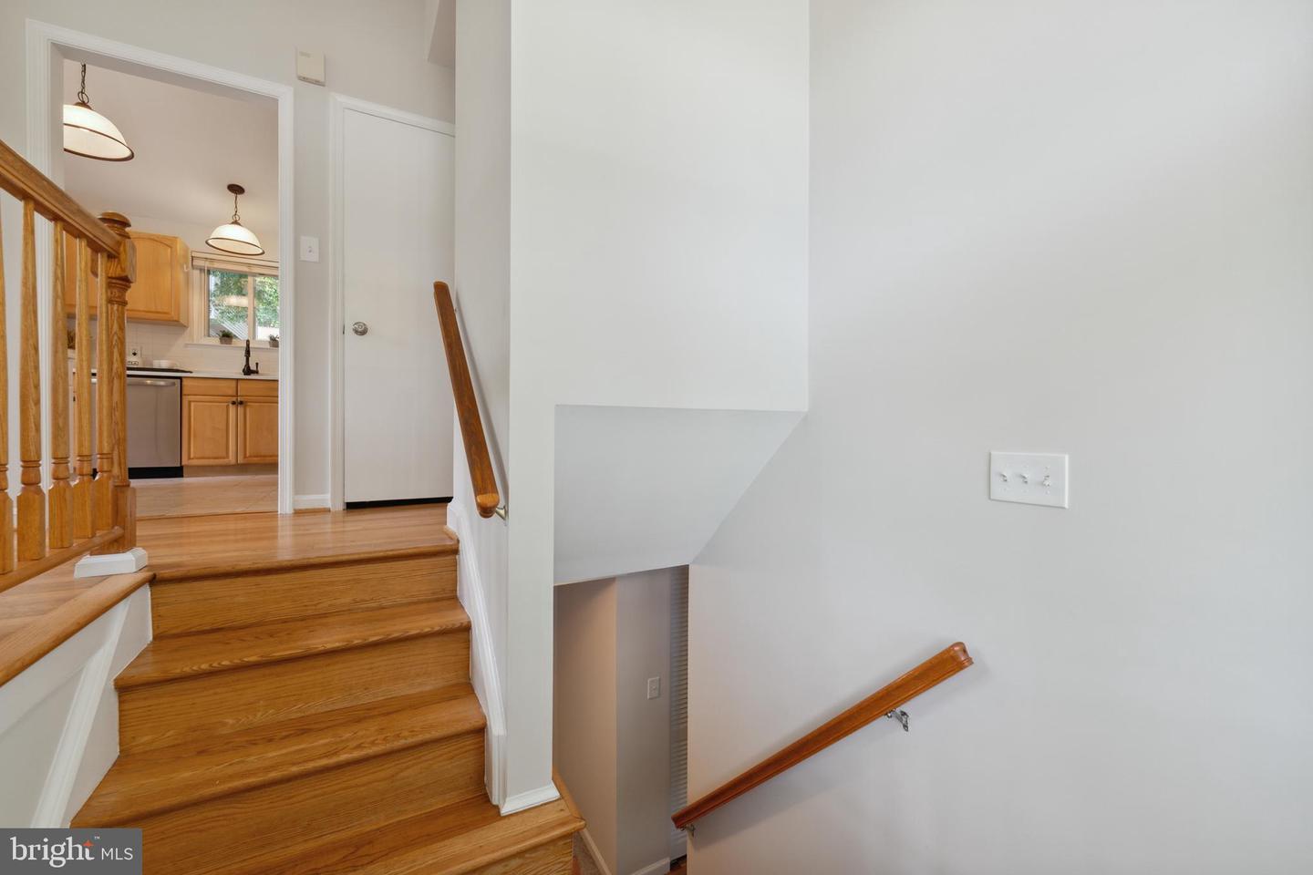 9895 Becket COURT