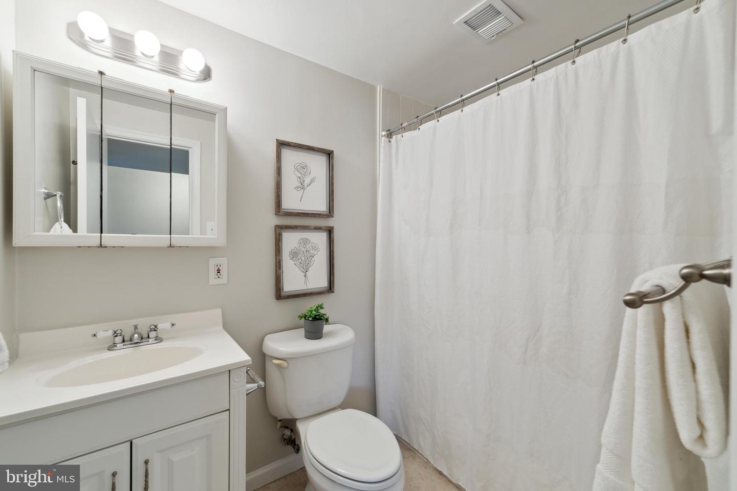 9895 Becket COURT