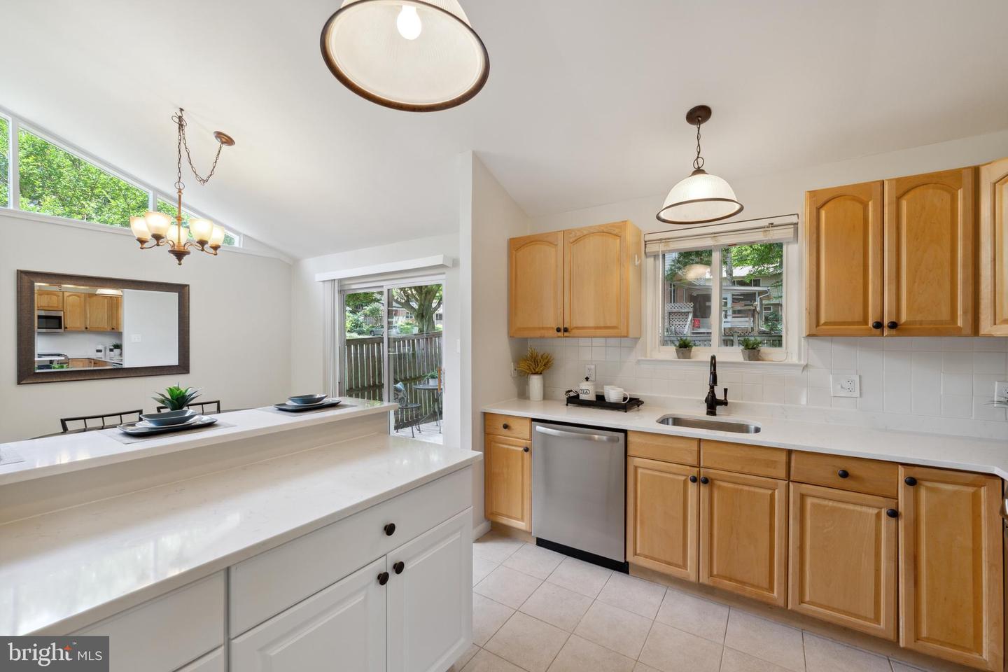 9895 Becket COURT