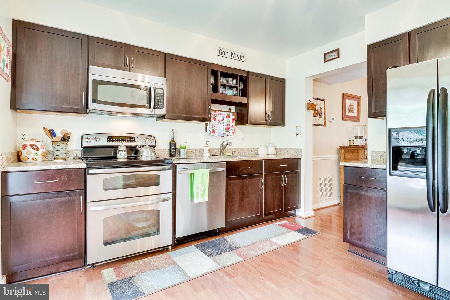 5526 Lakewhite COURT