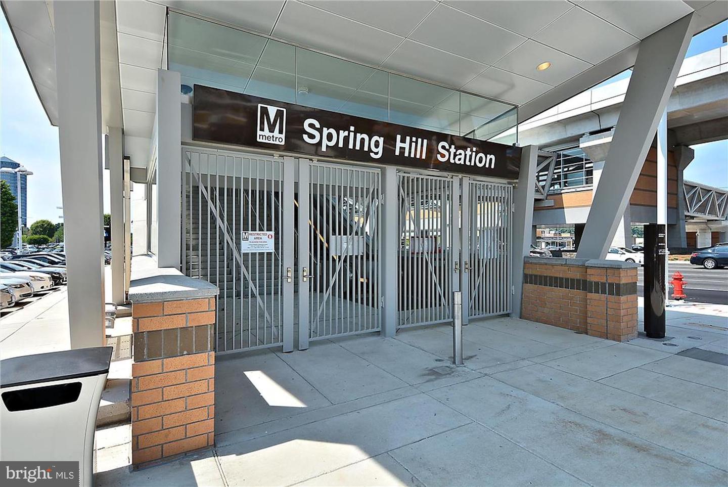 10100 Oakton Terrace ROAD Unit: 10100