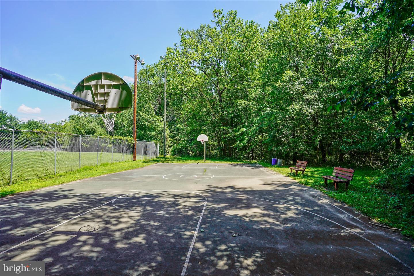 10100 Oakton Terrace ROAD Unit: 10100