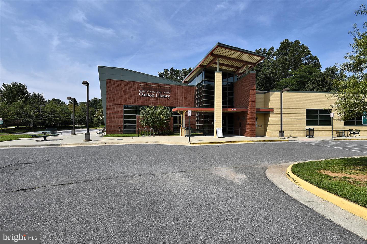 10100 Oakton Terrace ROAD Unit: 10100
