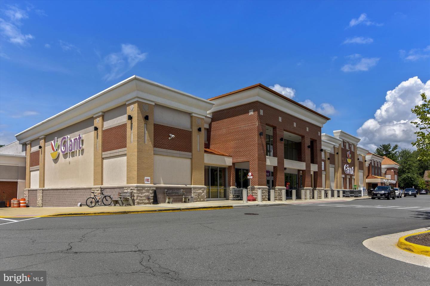 10100 Oakton Terrace ROAD Unit: 10100