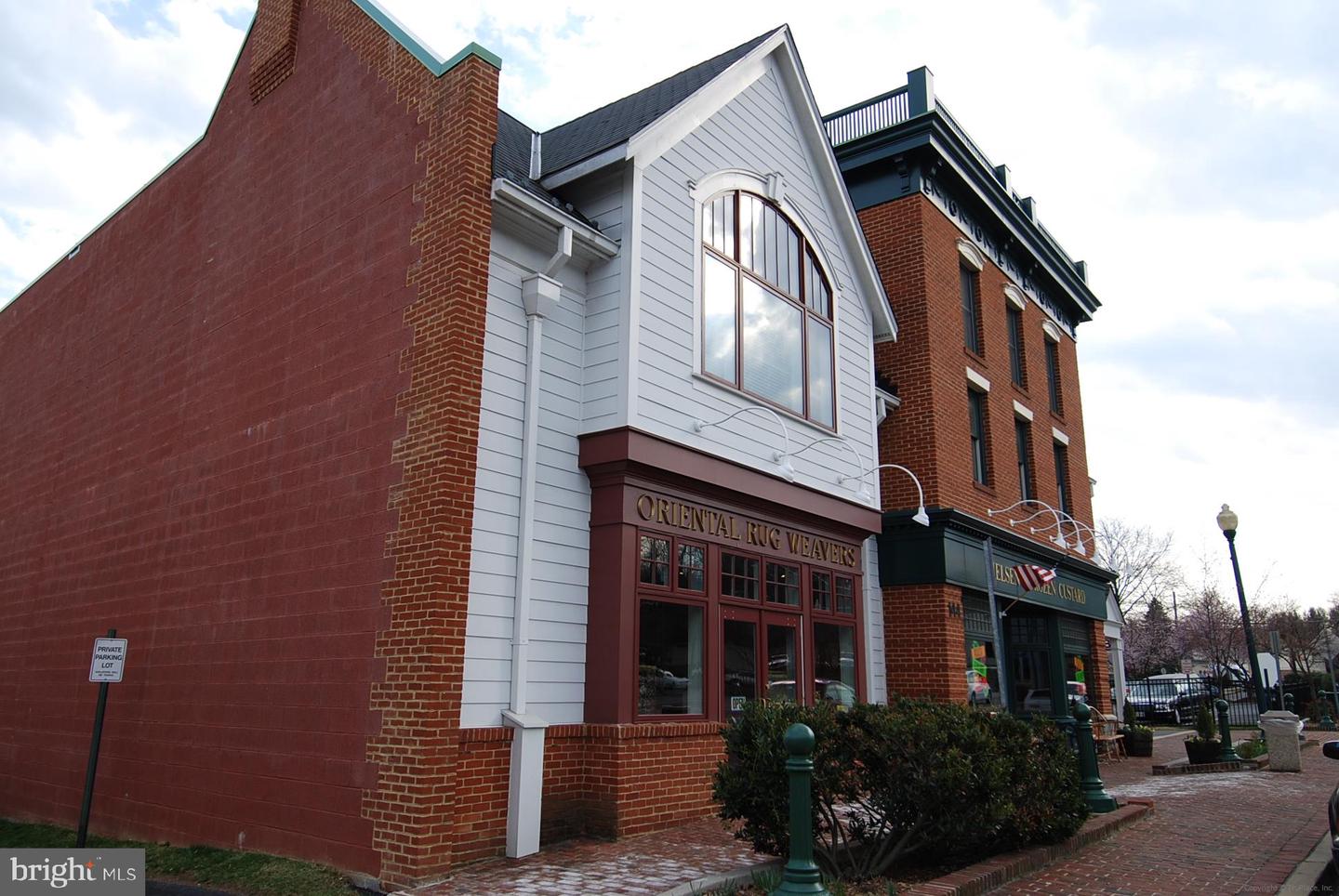 10100 Oakton Terrace ROAD Unit: 10100