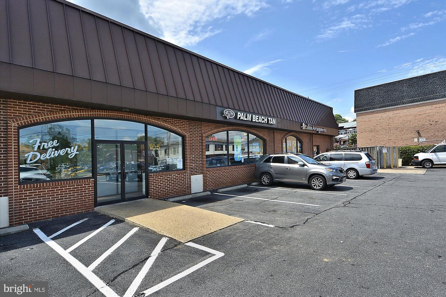 10100 Oakton Terrace ROAD Unit: 10100