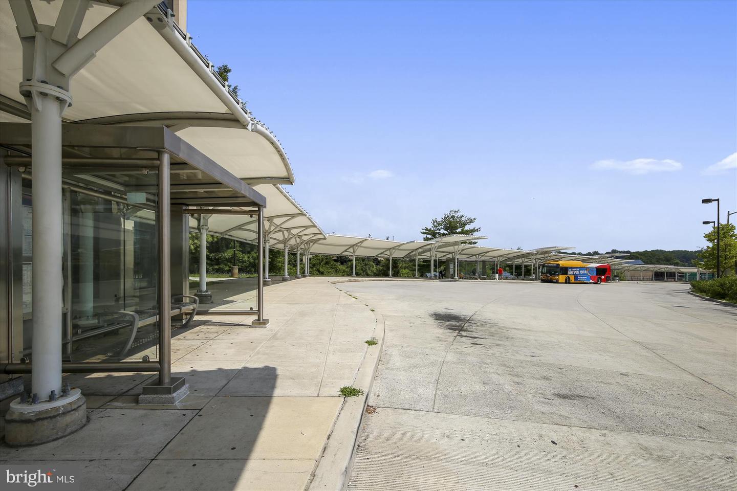 10100 Oakton Terrace ROAD Unit: 10100