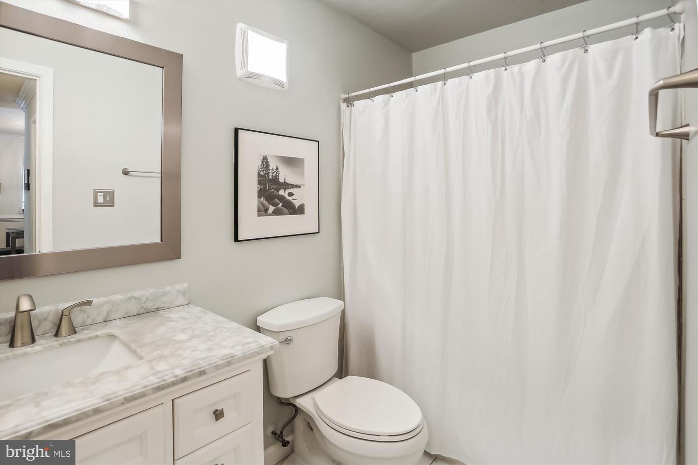 10100 Oakton Terrace ROAD Unit: 10100