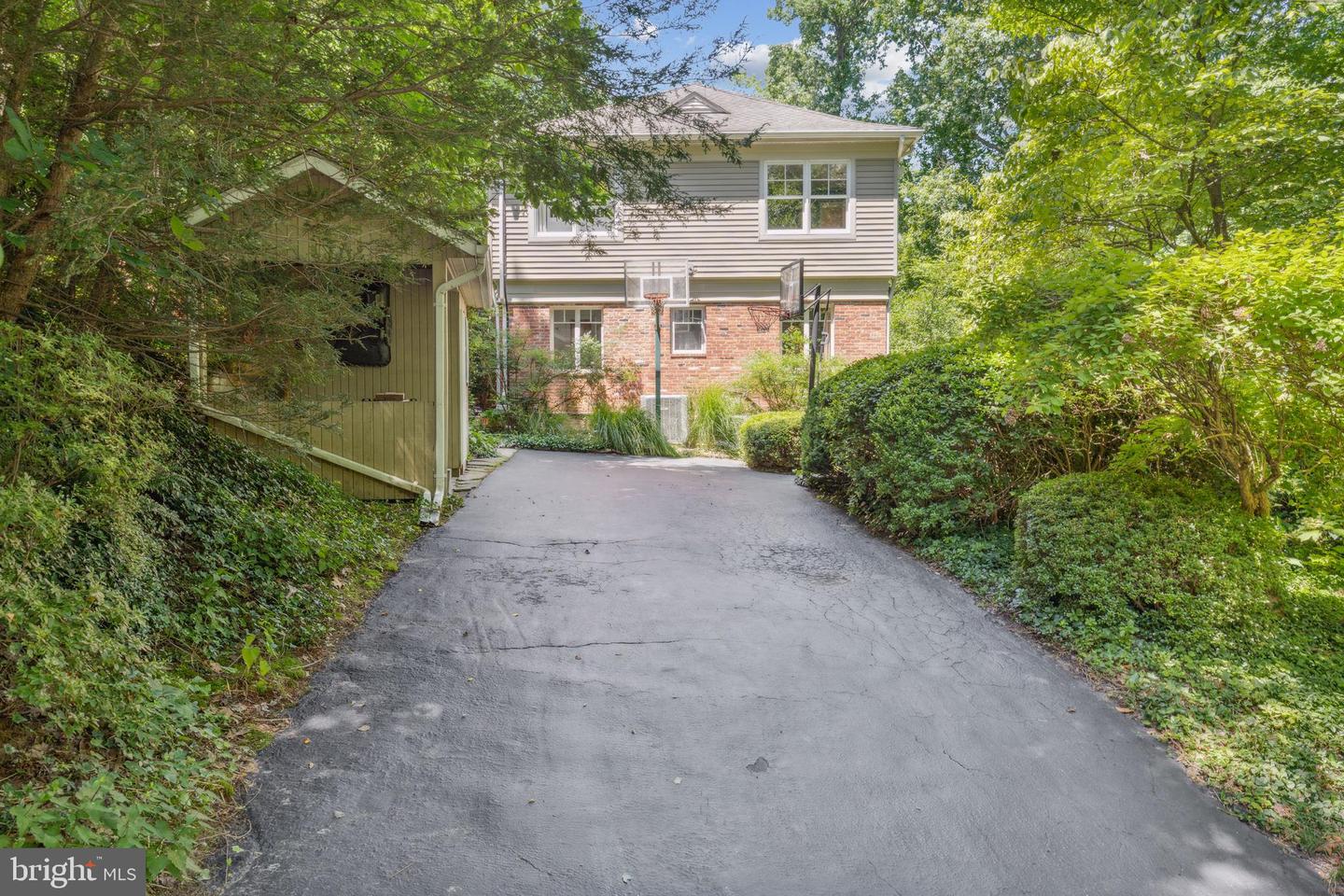 3800 Millcreek DRIVE
