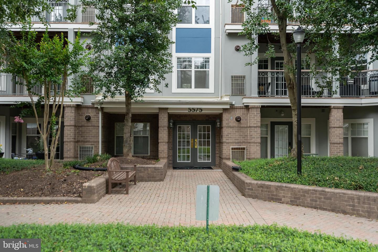 5575 Seminary ROAD Unit: 316