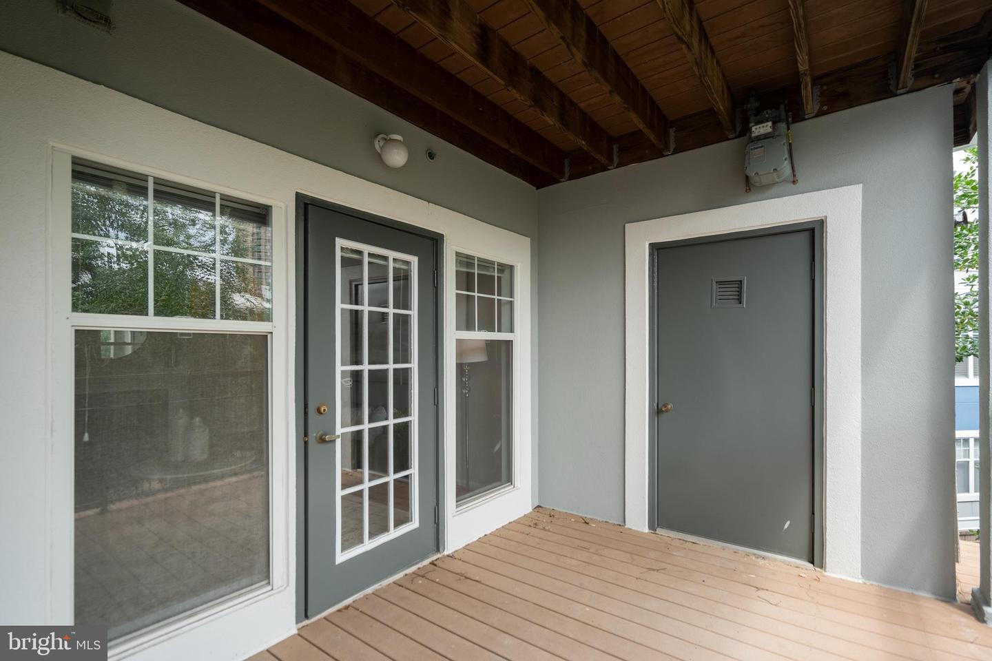 5575 Seminary ROAD Unit: 316
