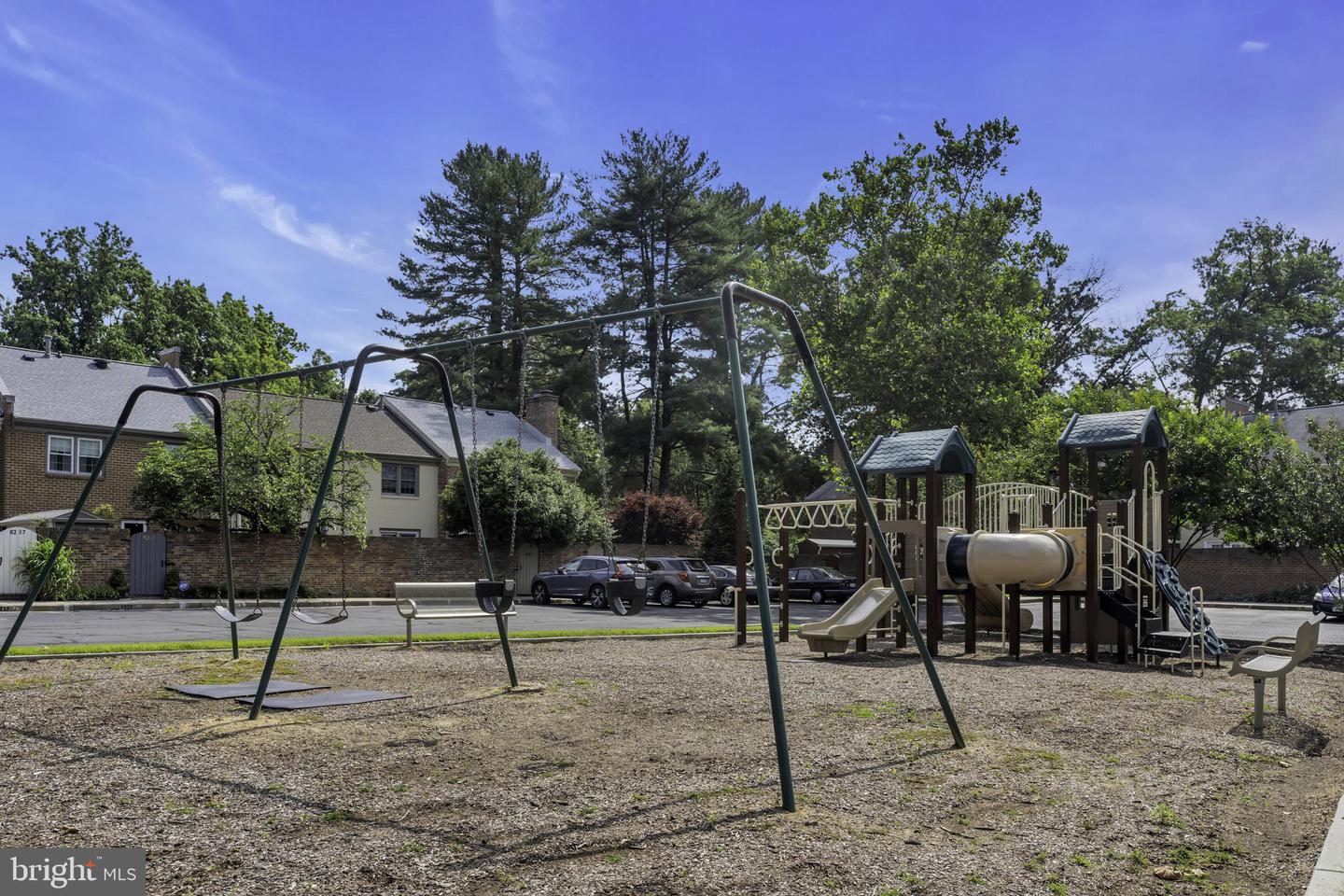 8312 Wickham ROAD