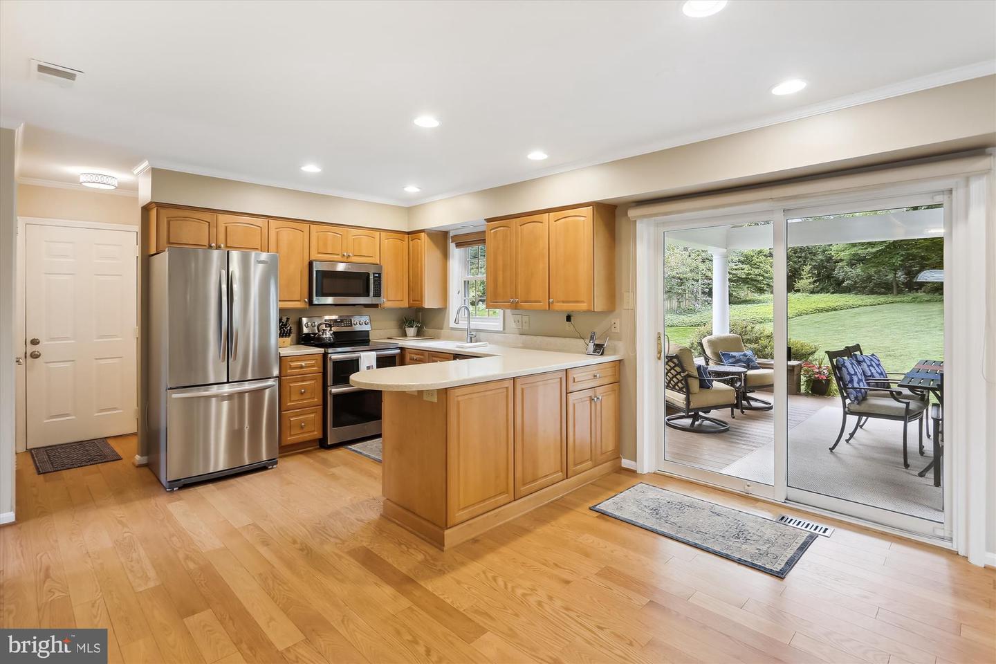 4126 Nomis DRIVE