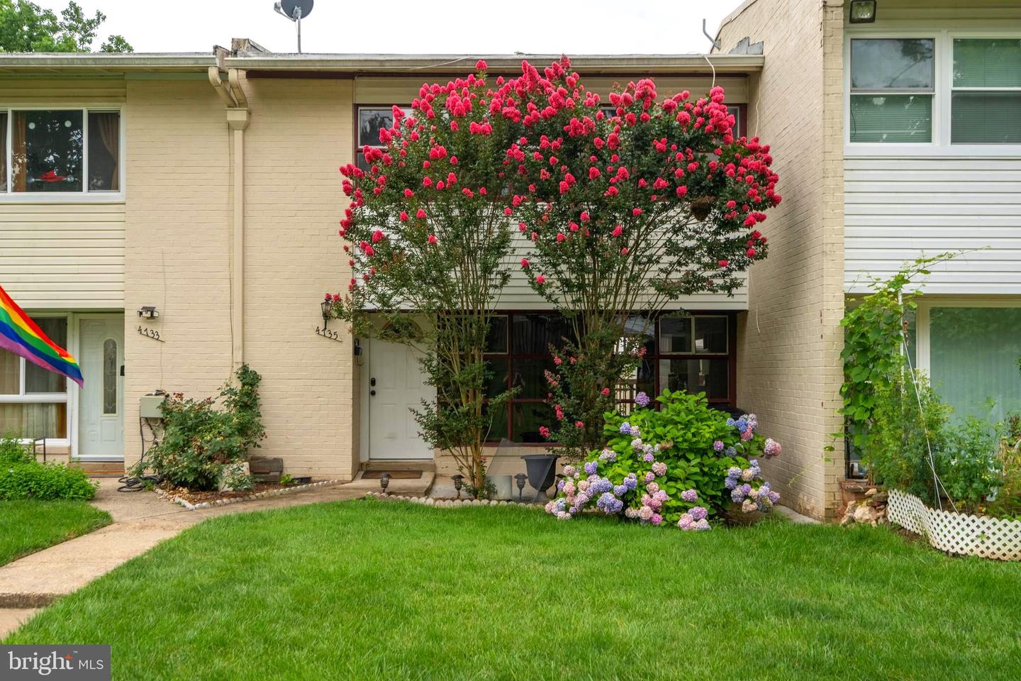4735 Parkman COURT