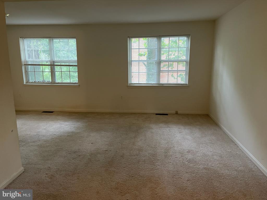 7704 Norsham LANE