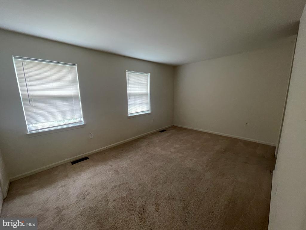 7704 Norsham LANE