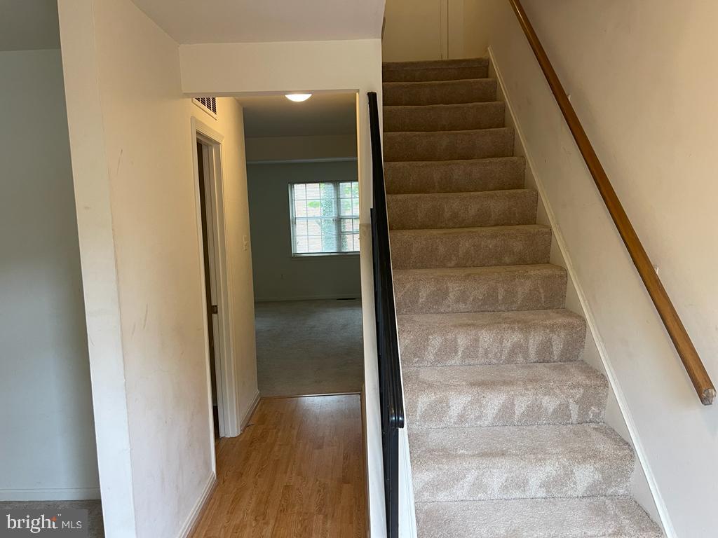 7704 Norsham LANE