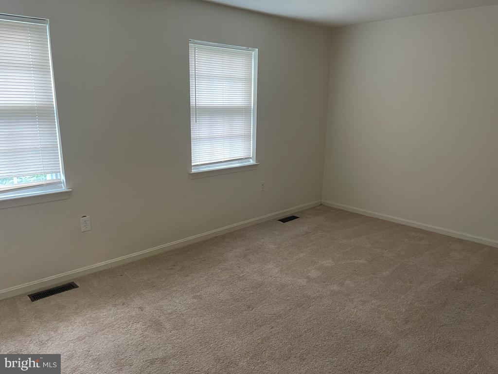 7704 Norsham LANE