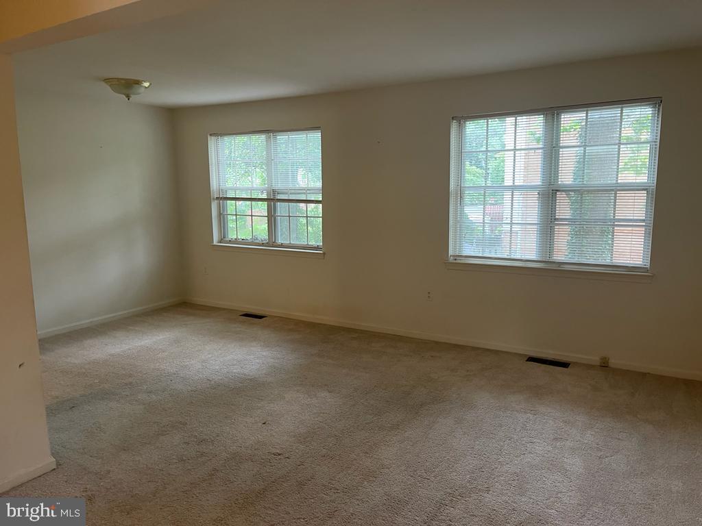7704 Norsham LANE