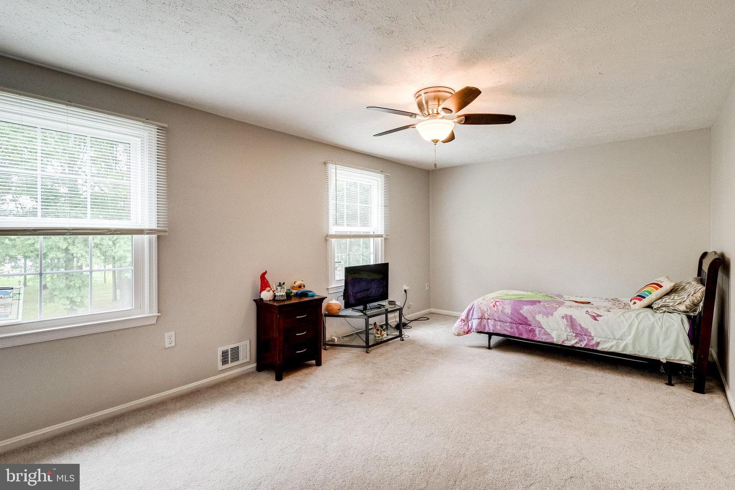 7903 Central Park CIRCLE