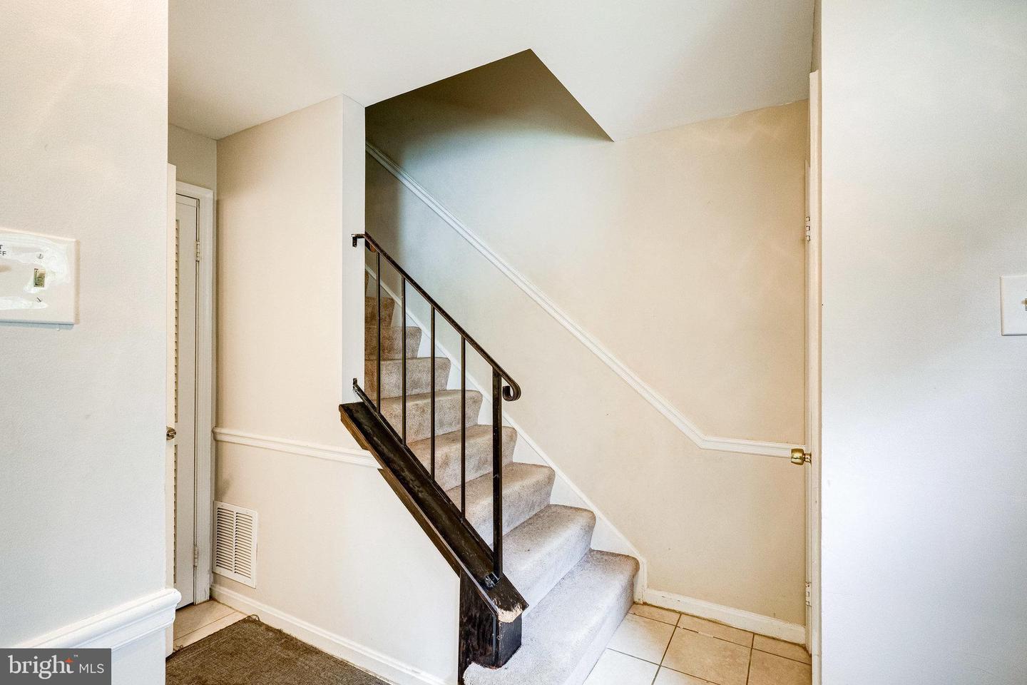 7903 Central Park CIRCLE