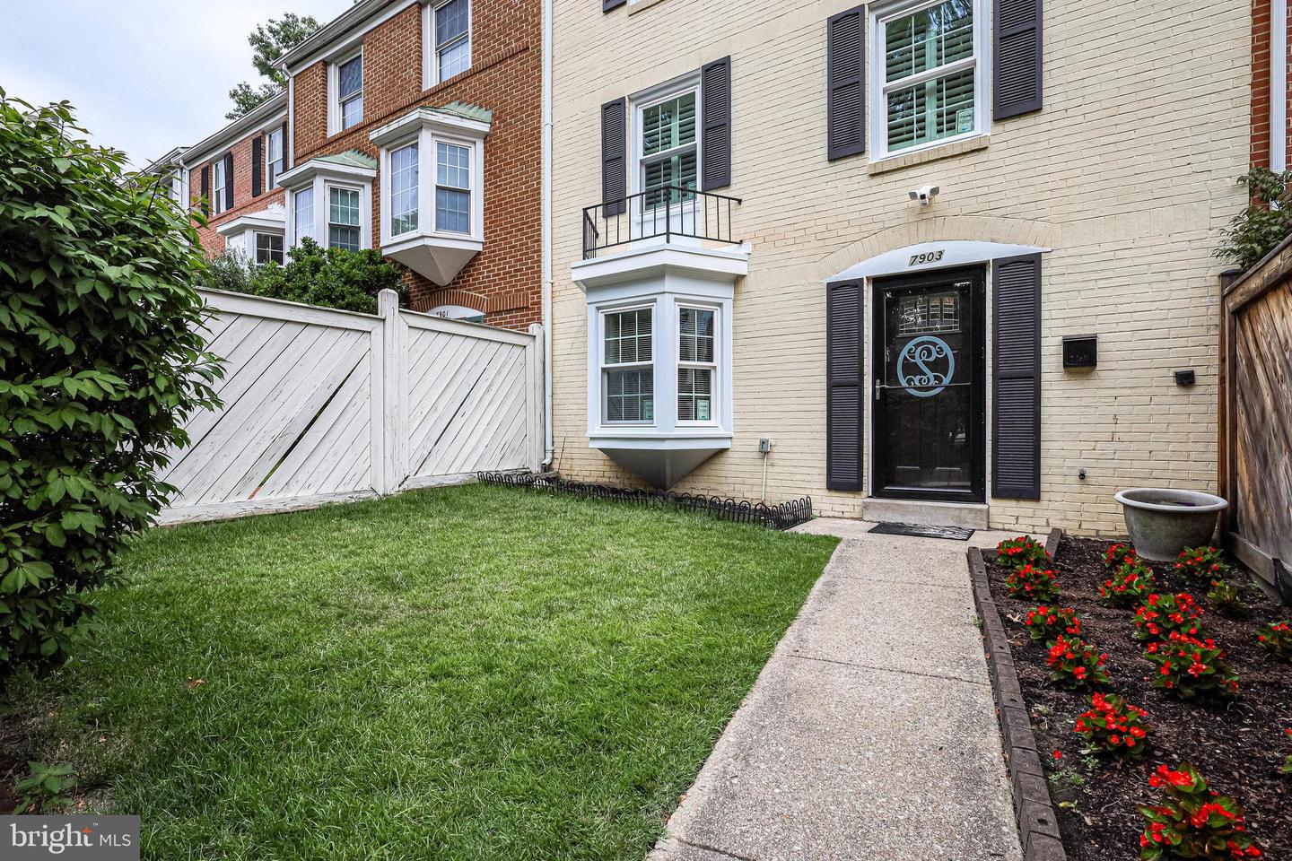 7903 Central Park CIRCLE