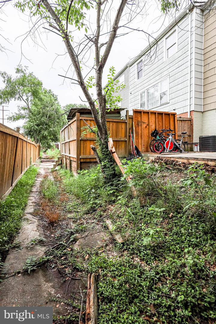 7903 Central Park CIRCLE