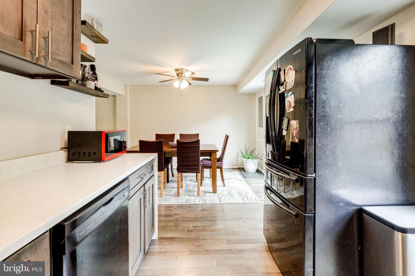 7903 Central Park CIRCLE