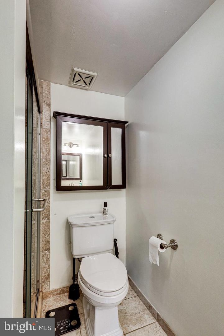 7903 Central Park CIRCLE