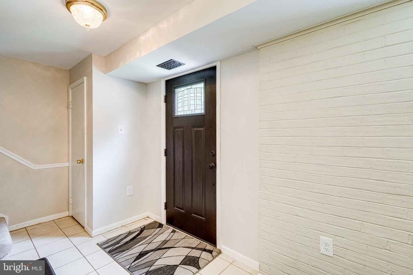 7903 Central Park CIRCLE