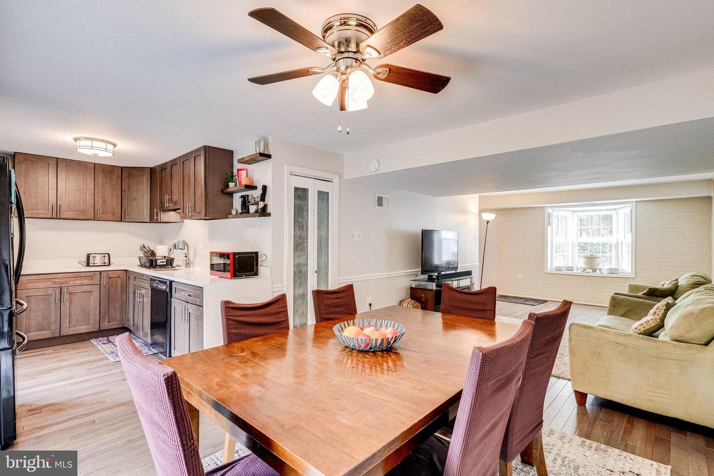 7903 Central Park CIRCLE