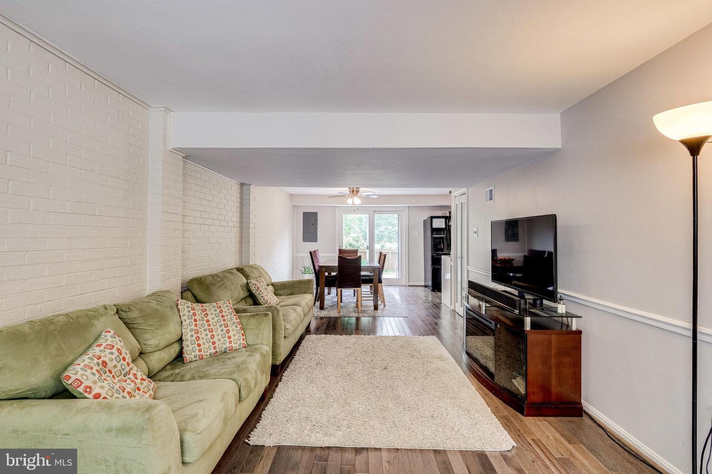 7903 Central Park CIRCLE