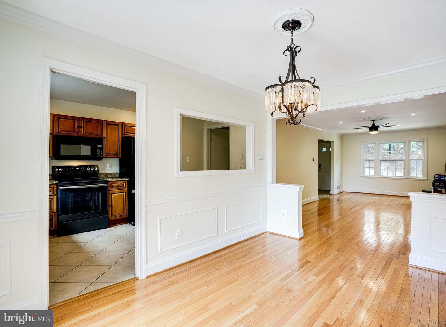 4516 Maxfield DRIVE