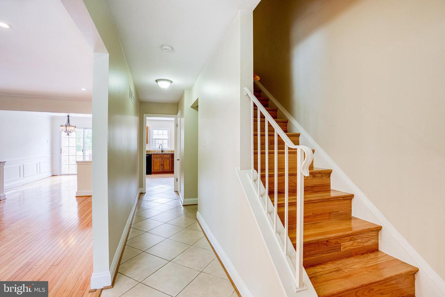 4516 Maxfield DRIVE