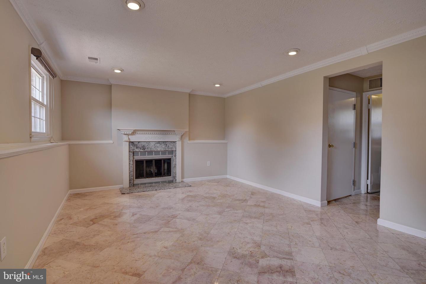 12816 Fantasia DRIVE