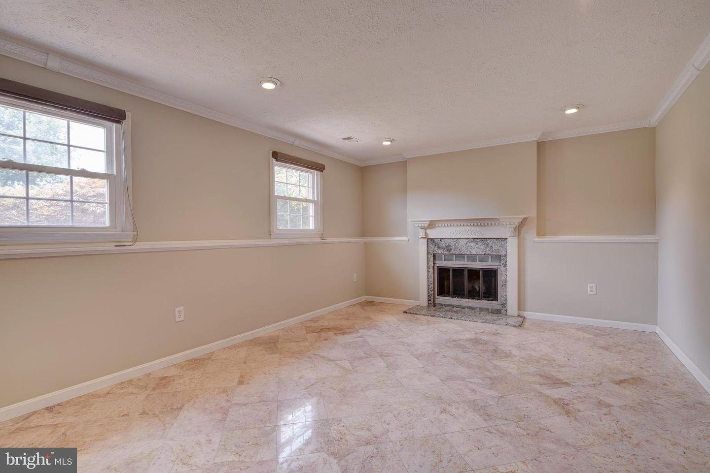 12816 Fantasia DRIVE