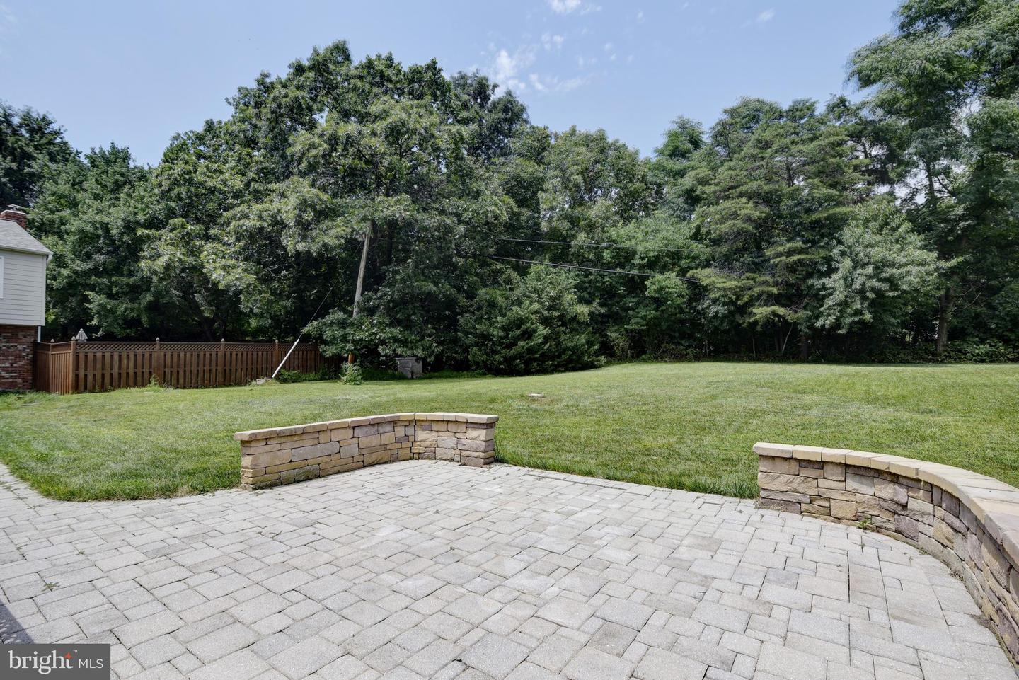 12816 Fantasia DRIVE