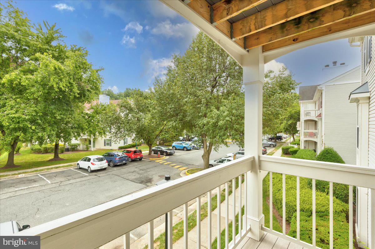 8600 Shadwell DRIVE Unit: 6
